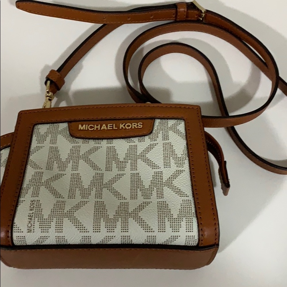 New Michael Kors purse